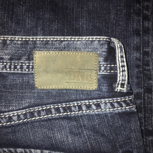 •SOLD• Men's BKE Jeans - Picture 2 of 3